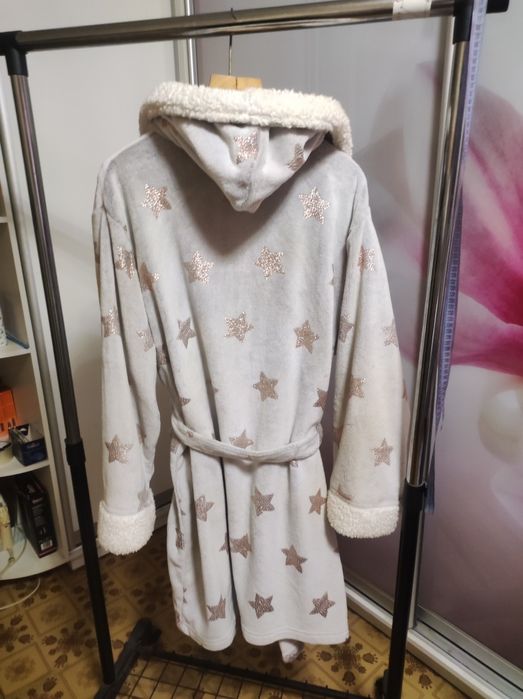 Халаты веллюровые54р