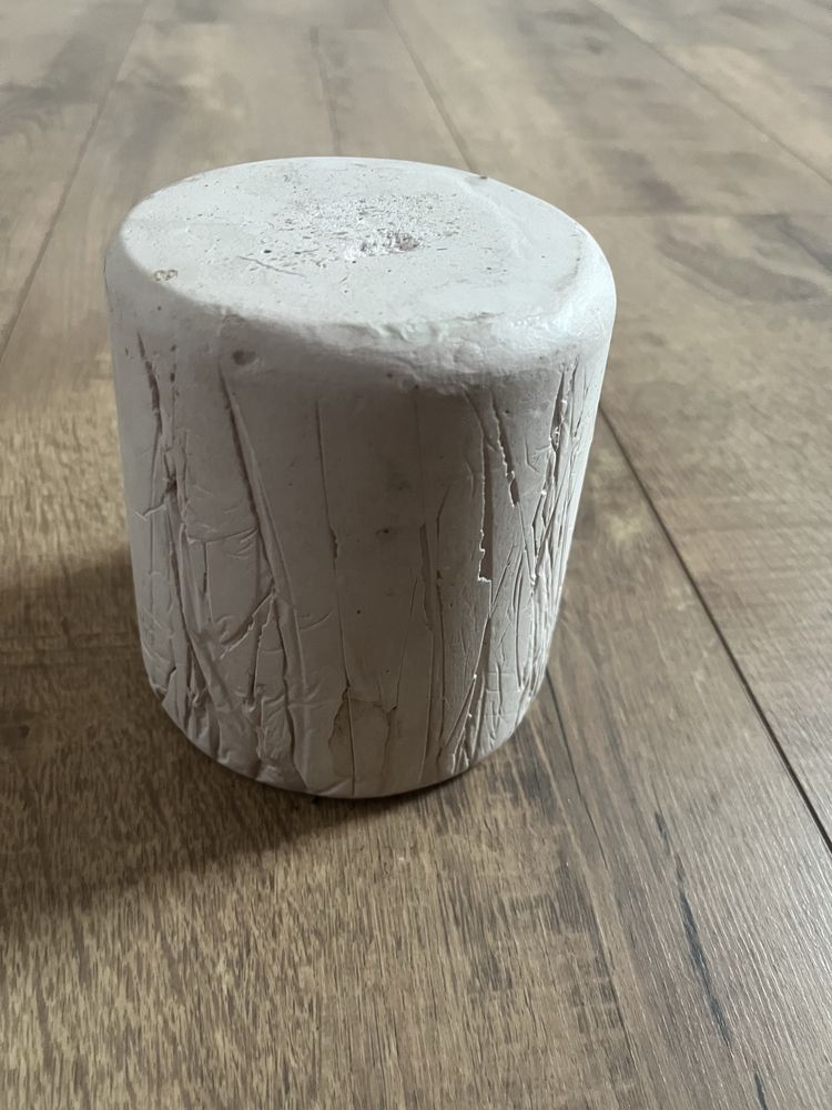 Ceramiczna doniczka w stylu prowansalskim rustykalnym boho