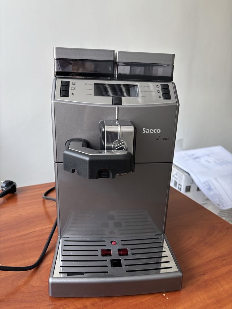 Кавомашина Saeco Lirika One Touch Cappuccino (RI9851/01)