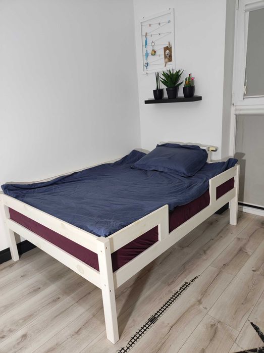 Łóżko z materacem 120x160