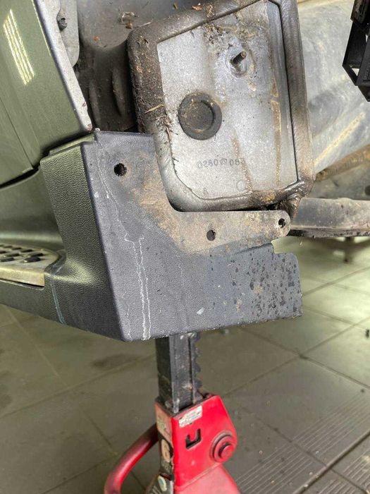 Поріг Підножка Пороги ліва права Mercedes W164 ML МЛ 164