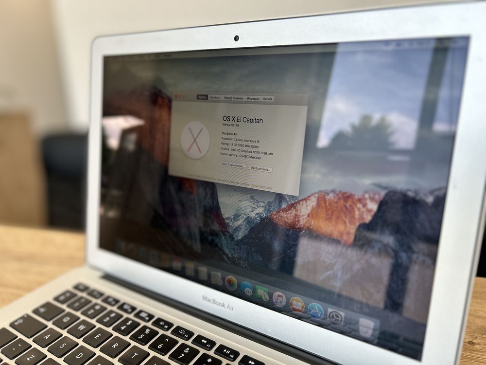 MacBook Air A1466 i5 13' nowa bateria, prywatnie, stan bdb