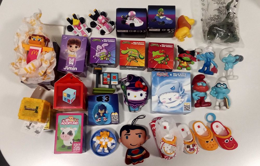 Tartaruga ninja, Smurfs, Minions, Pikachu detetive, Supermario, Zing