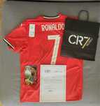 Camisola de Portugal assinada - Cristiano Ronaldo - com COA