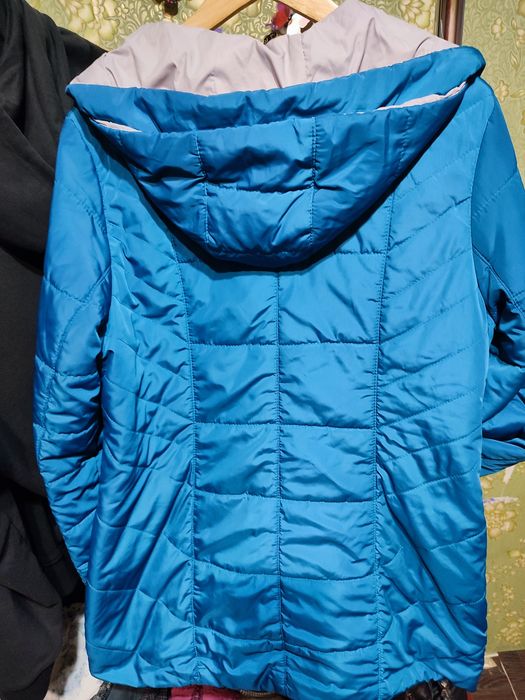 Продам куртку бу в отличном состоянии