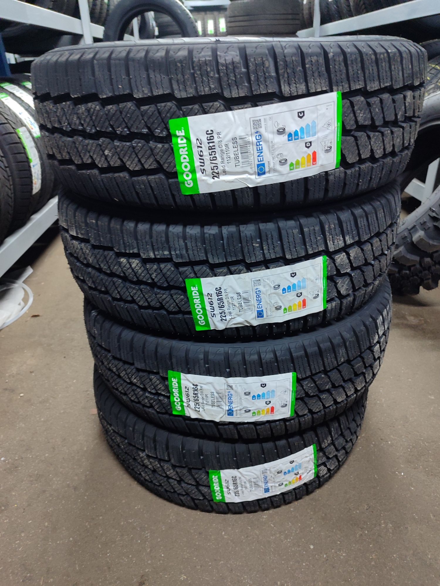 Шини Goodride SW612 225/65 R16C 115/113R