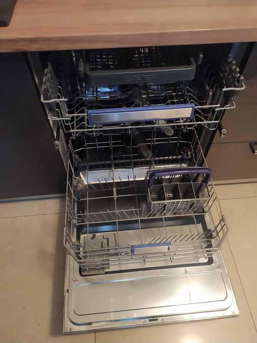 zmywarka do zabudowy 60 cm BEKO DIN 5932 FX30