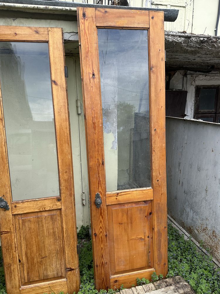 Двері дерев'яні