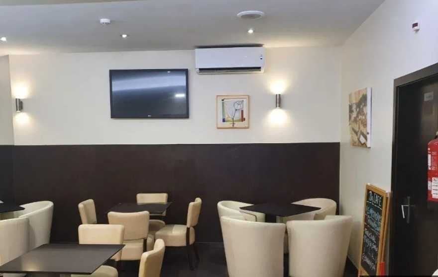 Trespasse de café/ snack-bar em Gaia
