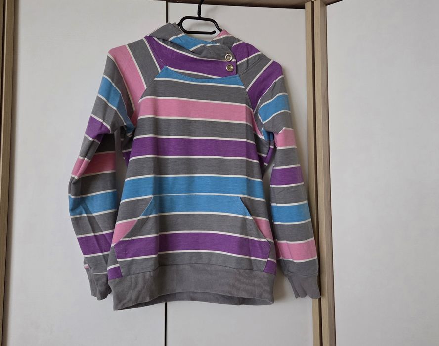 Kolorowa Dziewczęca Bluza w paski z kapturem