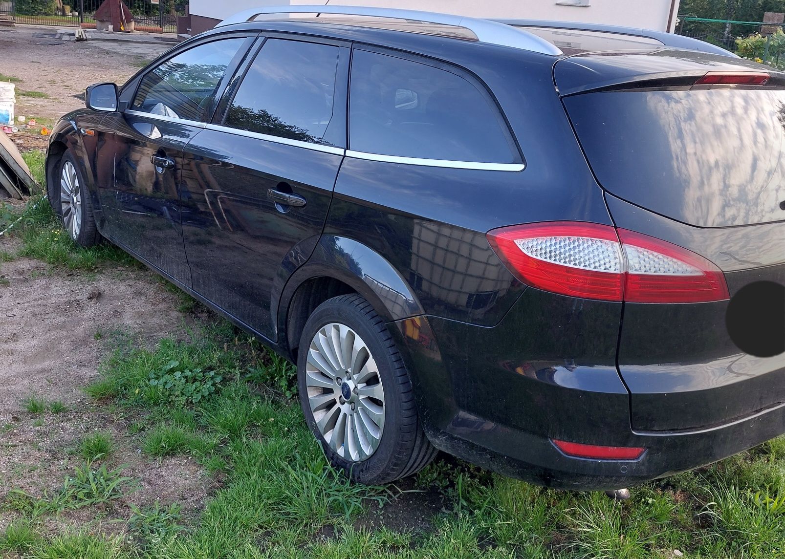 Komplety silnik mondeo mk4 2,0tdci140km+drugi na części kod lakieru G6