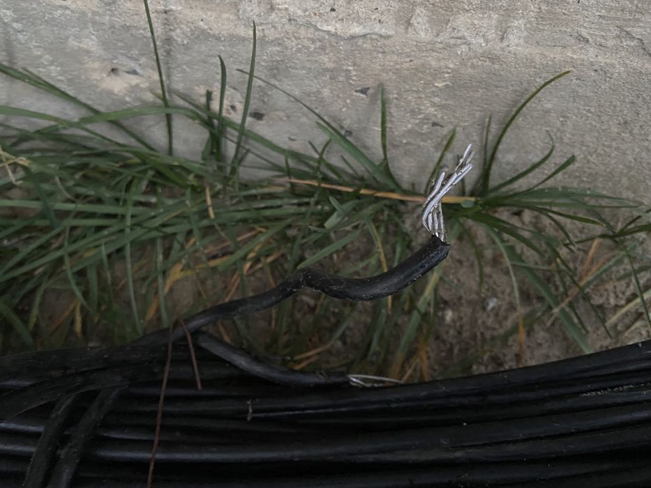 Продам електричний кабель (СІП 2*16) ізольований, довжиною 200 м