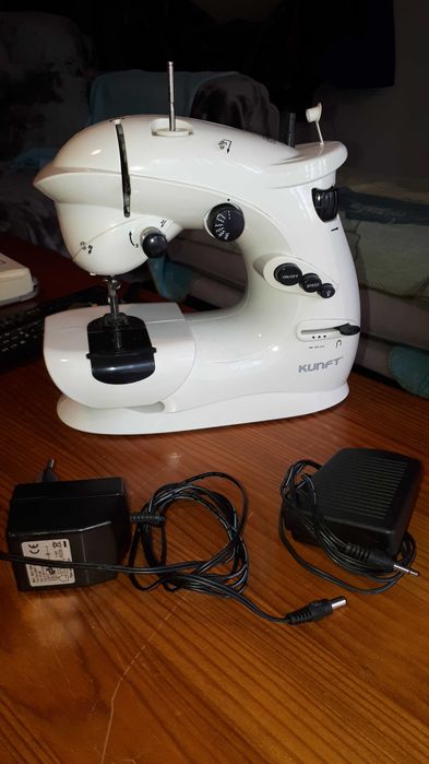 Maquina de Costura como nova
