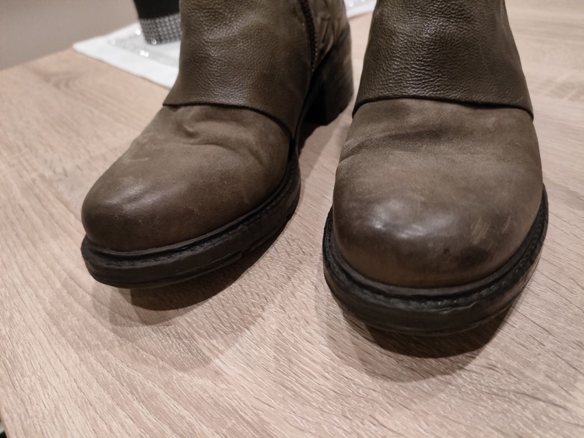Buty, botki r.39 (jak nowe) A.S.98