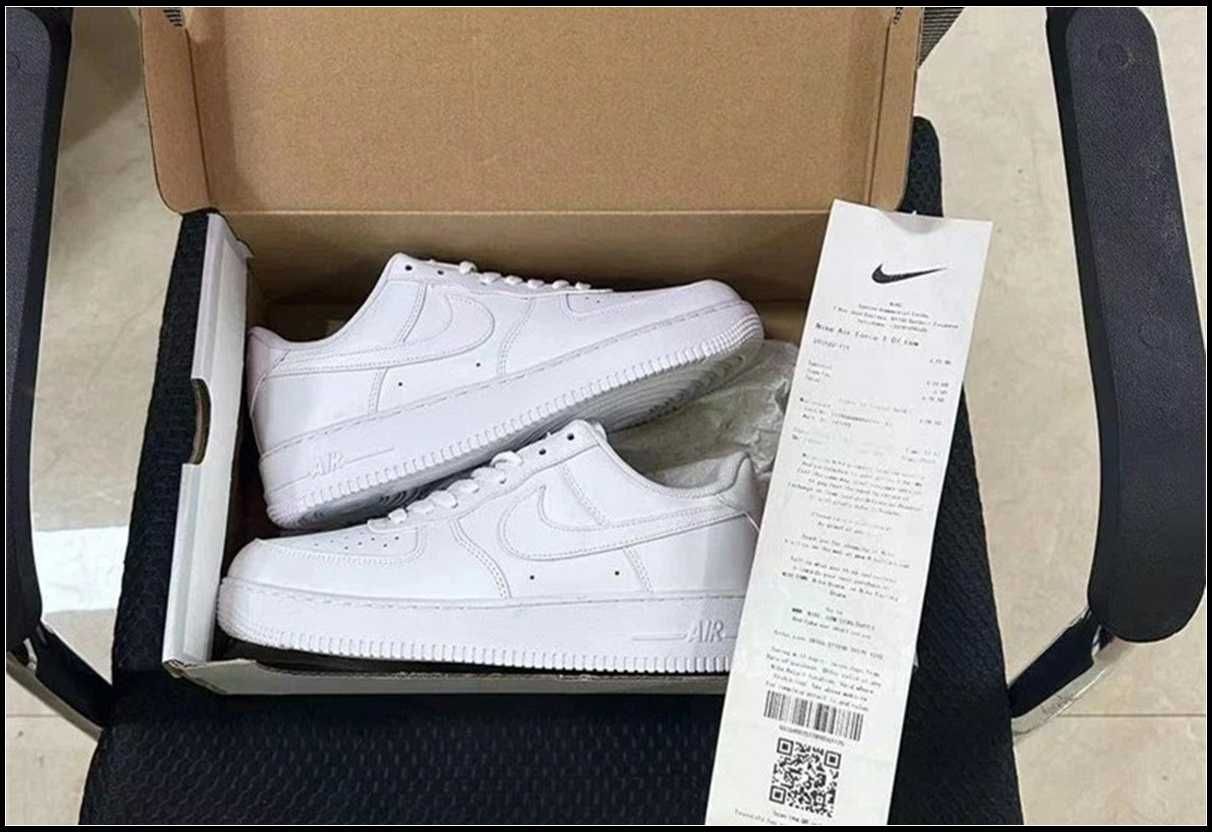 Białe trampki Nike Air Force 1'07 w rozmiarze 38