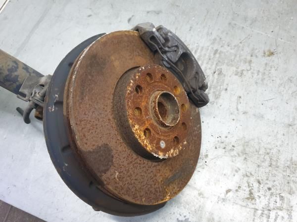 Manga de eixo frente direita VOLKSWAGEN Golf Plus (5M1, 521)