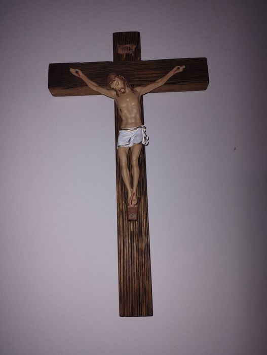 Krzyż drewniany dębowy na ścianę ręcznie wykonany