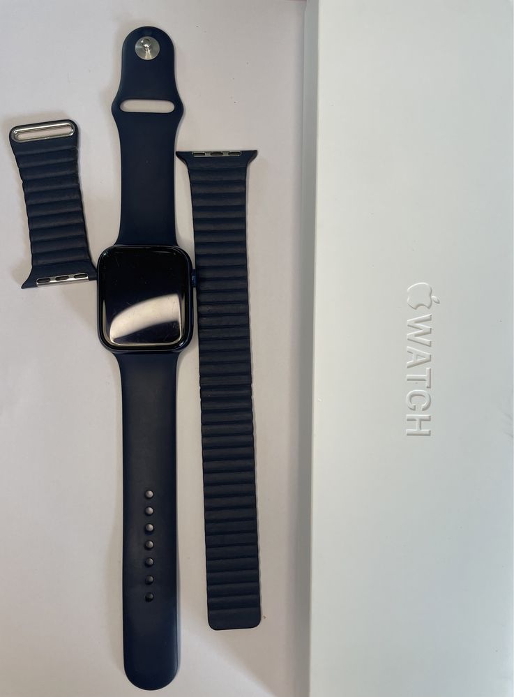 Apple Watch 6 Blue Aluminium Case 44mm 2 paski