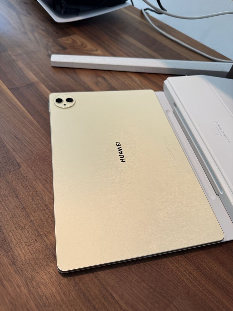 Huawei matepad pro 12,2” com teclado e caneta