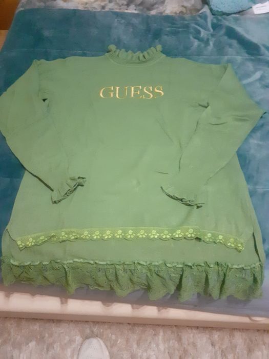 Camisola da marca Guess