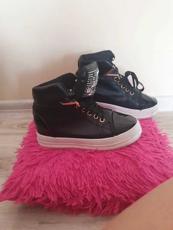 Czarne sneakersy rozmiar 37