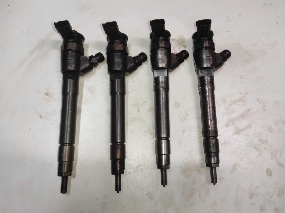 форсунка 0445110414-H8201055367 Trafic Vivaro Megane Scenic