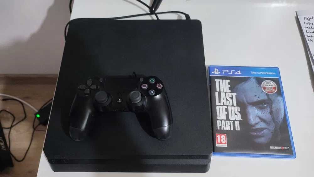 PS 4 Slim + last of us 2