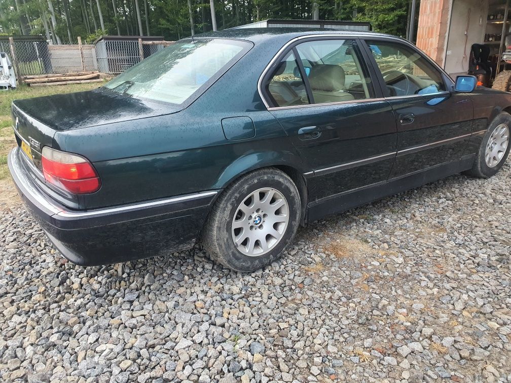 BMW E38 735 anglik