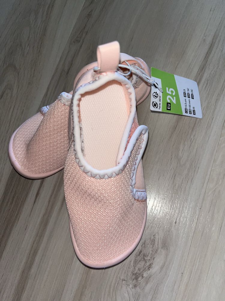 Nowe buciki dla dziewczynki