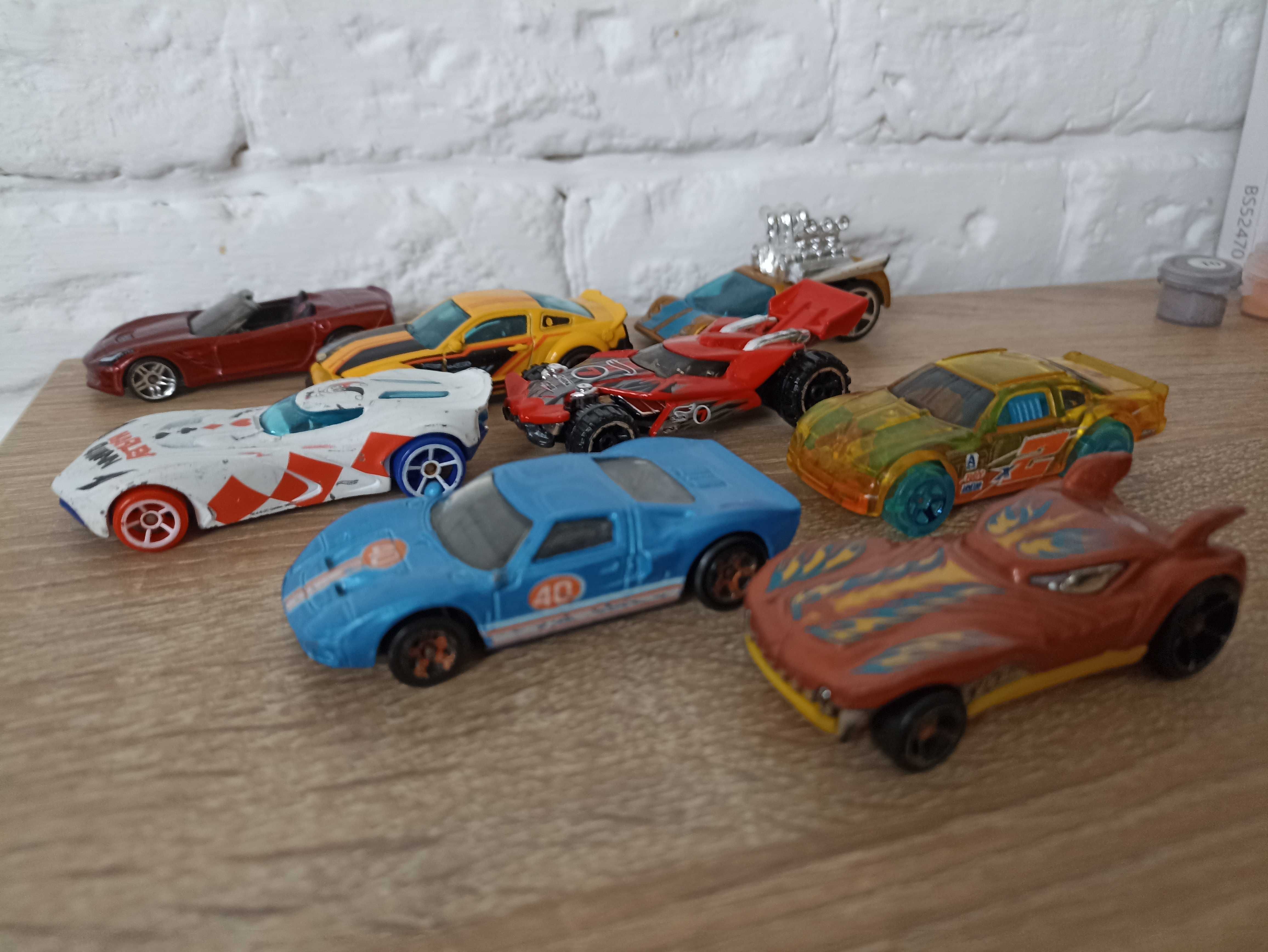 Hot wheels металлические модели оригинал Mattel