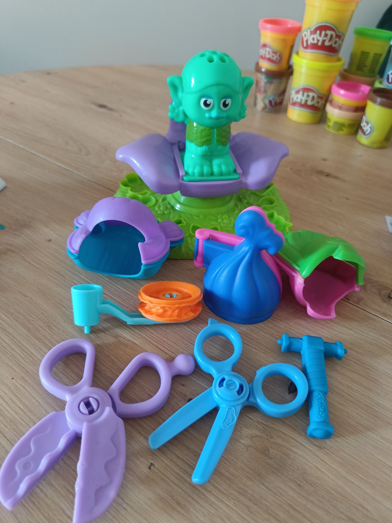Zestaw Play doh fryzjer