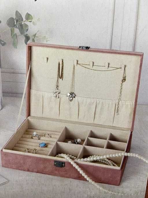 Kuferek szkatułka na biżuterię AKSAMIT