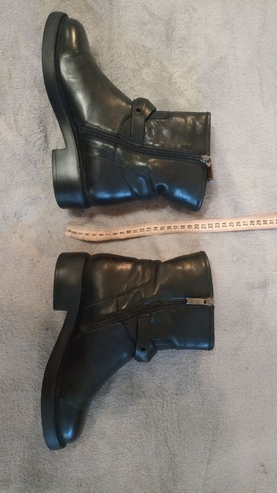 Напівчобітки жіночі VITTO ROSSI 37-38р.