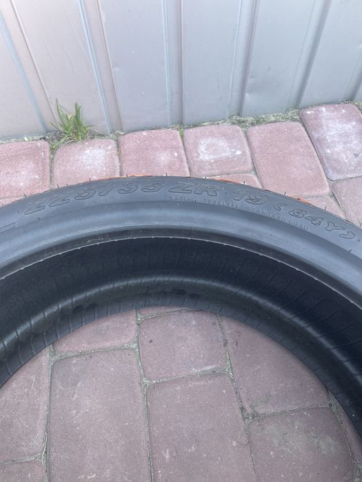 OPONA LETNIA PIRELLI Pzreo Corsa 225/35/19 84Y!