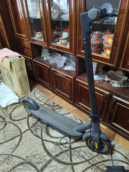 Продам электросамокат Kugoo g30max