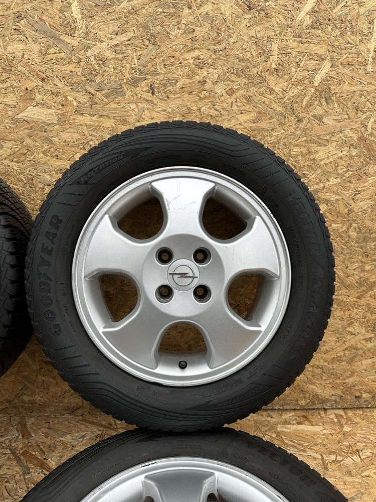 Колеса 4/100 R15 ET49 Цо(діа)65.1 Opel титани диски шини
