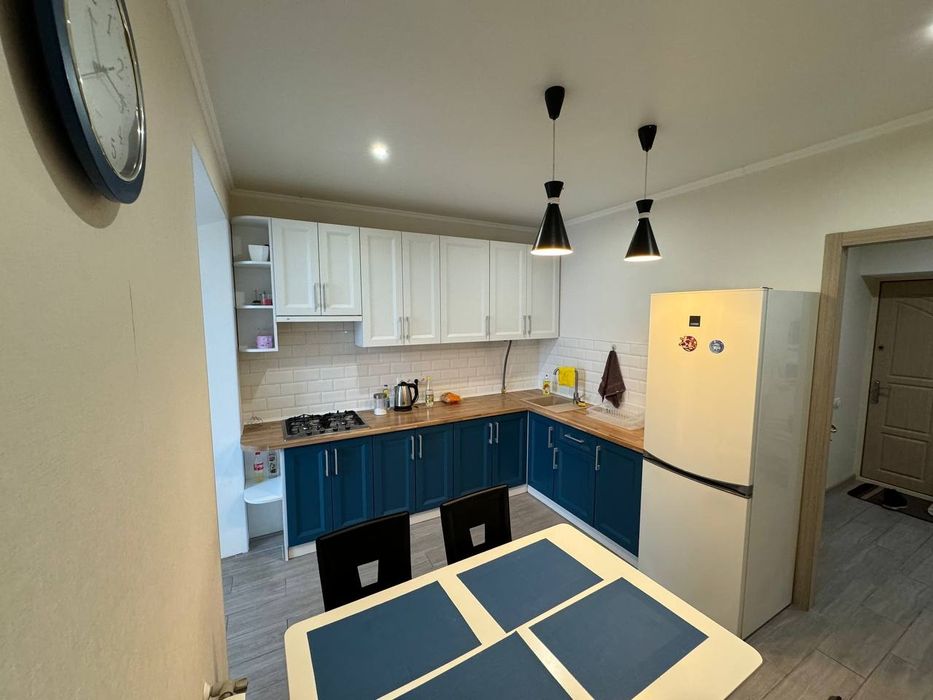 2 кімн кв Університетська 2ф ЖК Карат р-н Центрального парку