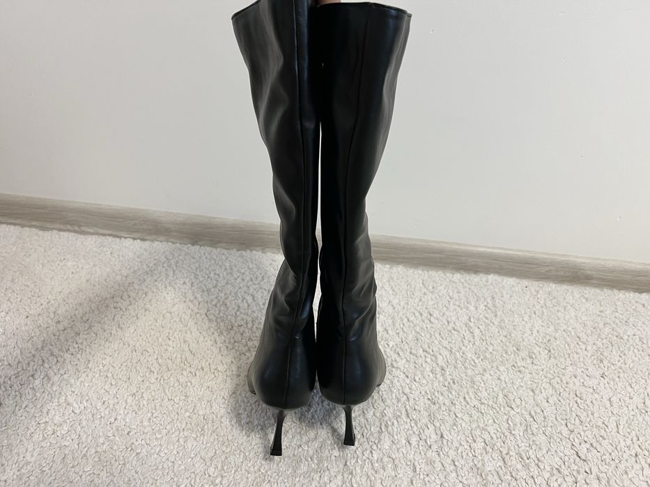 Ботінки жіночі. Чоботи. Ботінки на каблуку. Чоботи на підборах.Сапожки