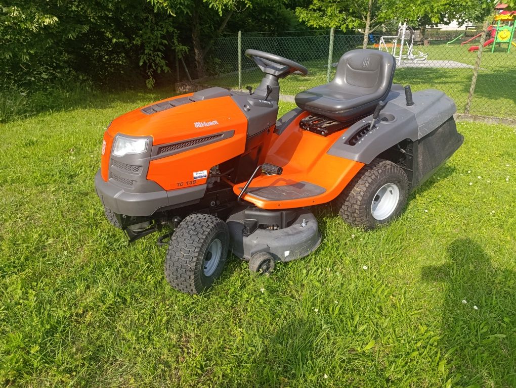 Traktorek kosiarka Husqvarna TC138 Briggs 18,5KM pompa oleju