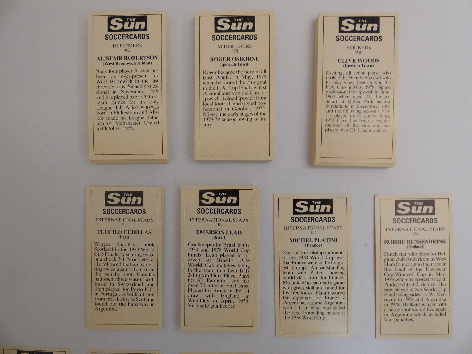 Antigo e raro Lote de 100 Cartas The Sun Soccercards