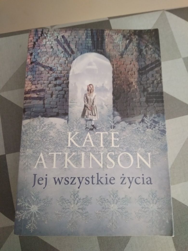 "Jej wszystkie życia" Kate Atkinson