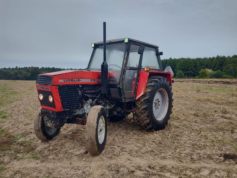 Sprzedam ursus c-385.zamiana na 360.330 do remontu