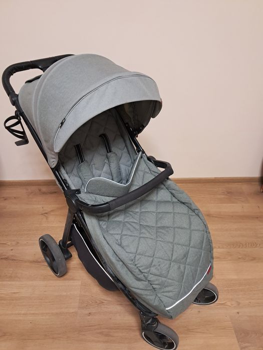 Коляска прогулянкова   візочокCarello bravo
