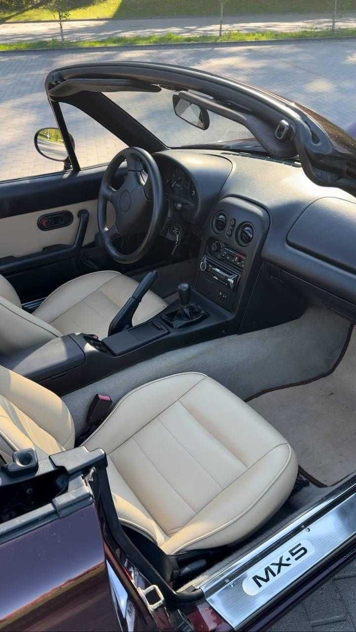 Mazda MX-5 NA Cosmo – limitowana edycja