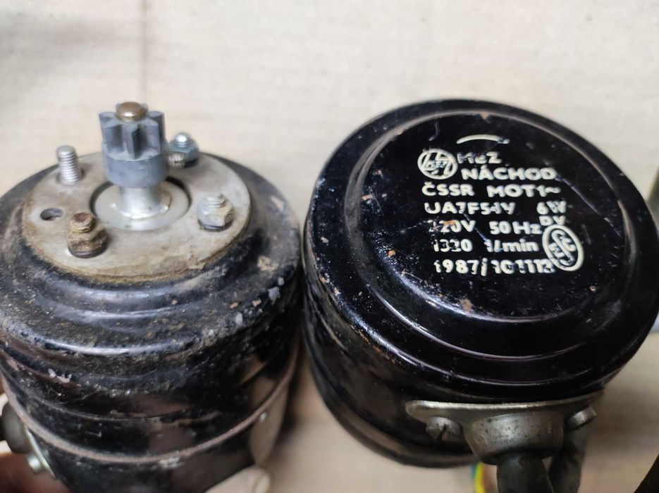 електродвигун UA7F54V 220В 6Вт 1320 об/хв