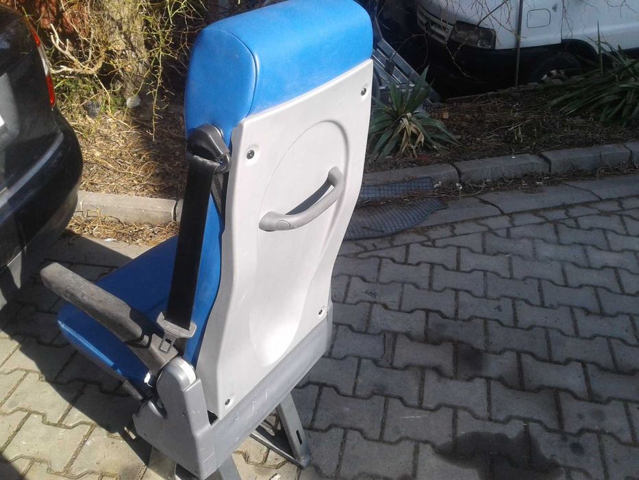 Fotel Bus Autobus Camper Kamping Podłokietniki Pasy Zapinka Rączka