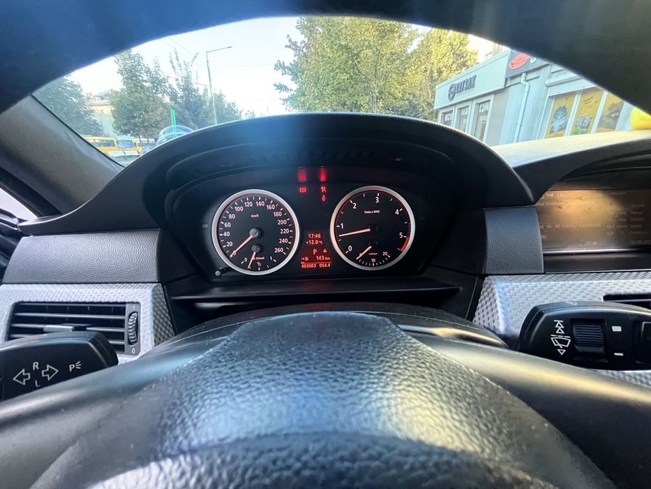 Продам BMW е60 3.0D