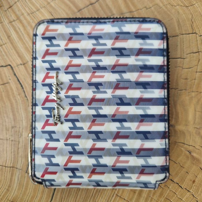 Portfel Tommy Hilfiger Iconic Tommy  Med