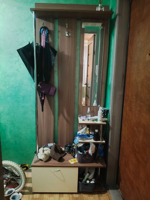 Продам шафу для передпокою