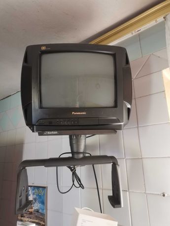 Телевизор Panasonic маленький на кухню